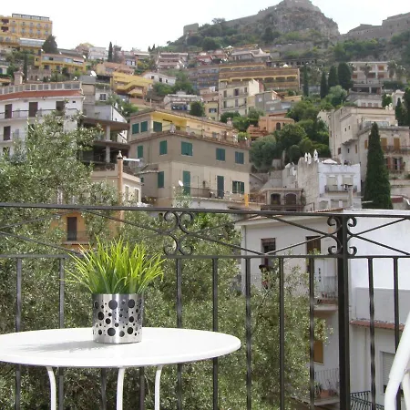 Castle And Sea View Apartamento Taormina