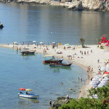 Castle And Sea View Apartment Taormina
